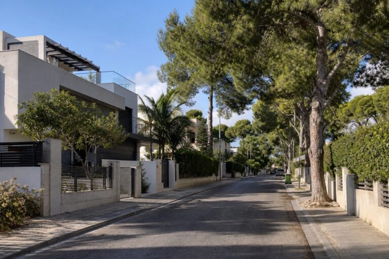 מנעולן בהוד השרון – נוף Hod HaSharon | המנעולן הצדיק